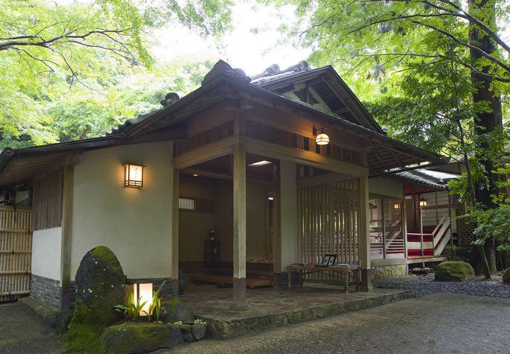 Tsukihitei Hotel Nara Bagian luar foto